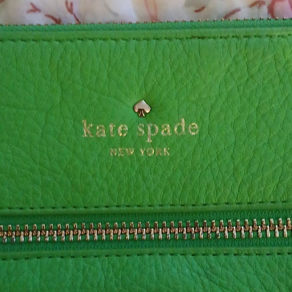 Kate Spade  - Picture 2 of 6